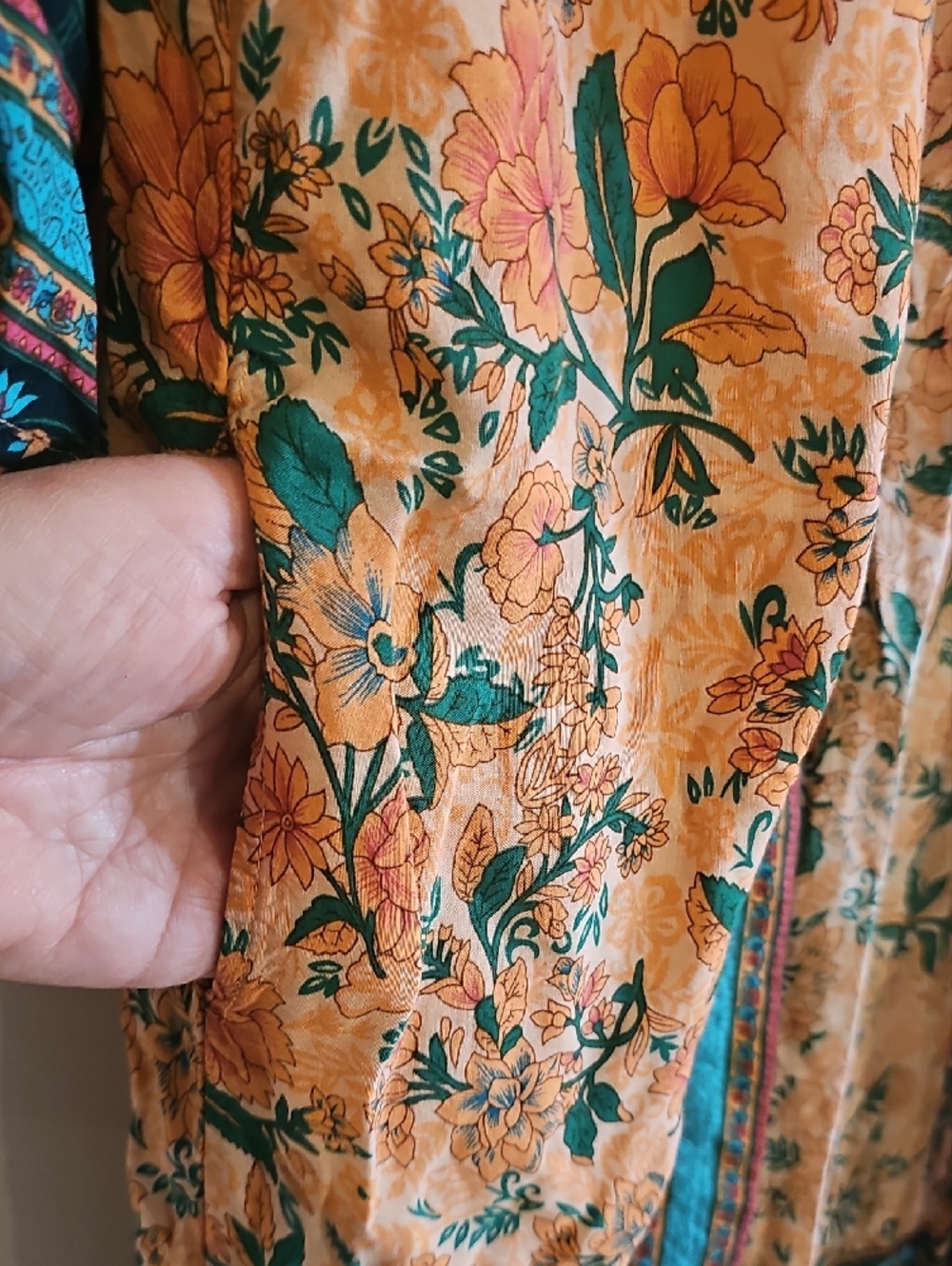 Floral Kimono - Picture 8 of 10